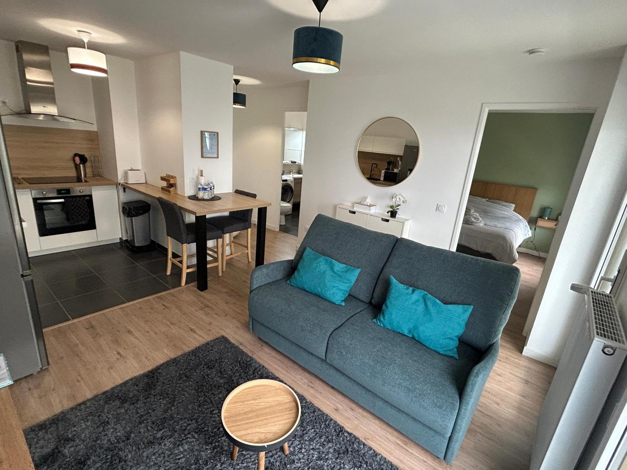 Superbe T2 Proche De La Gare Rer Tgv Massy Palaiseau Apartamento Exterior foto